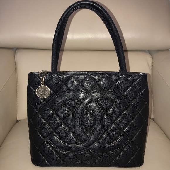 CHANEL Handbags - Authentic Chanel Medallion Caviar Tote